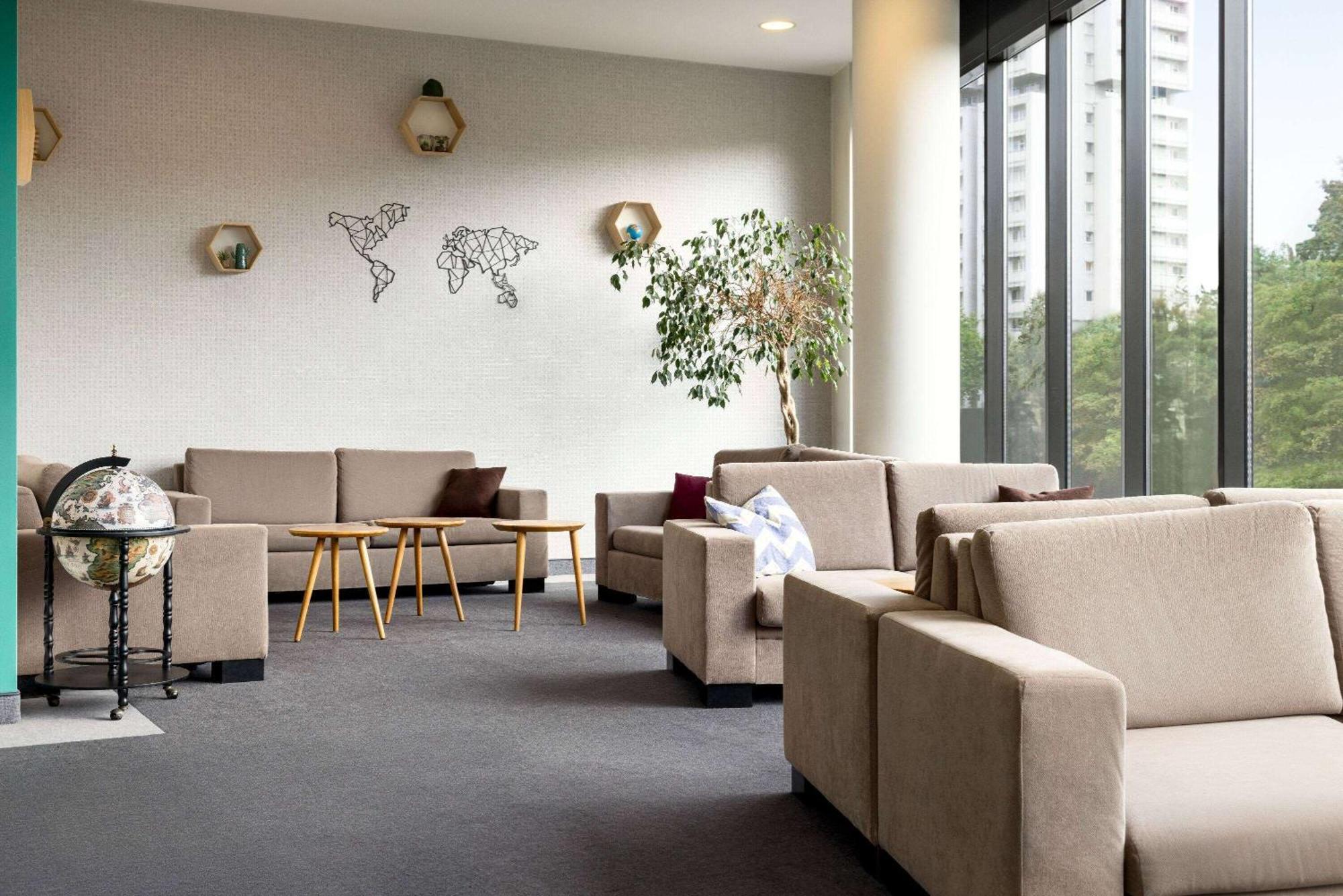 Vienna House Easy By Wyndham Katowice Hotel Exterior photo