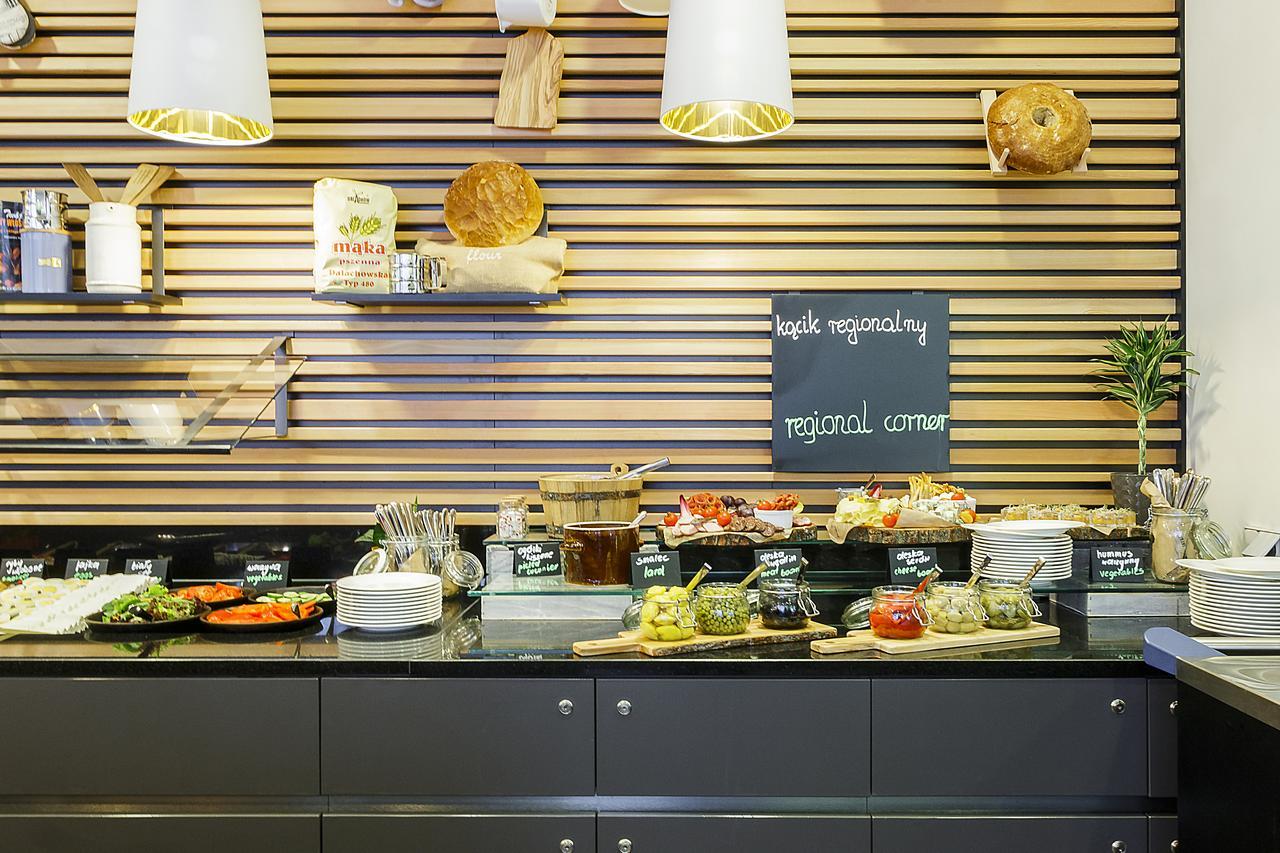 Vienna House Easy By Wyndham Katowice Hotel Exterior photo